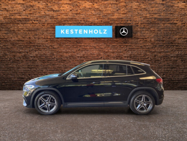 MERCEDES-BENZ GLA 200d AMG Line, Automatic - 4