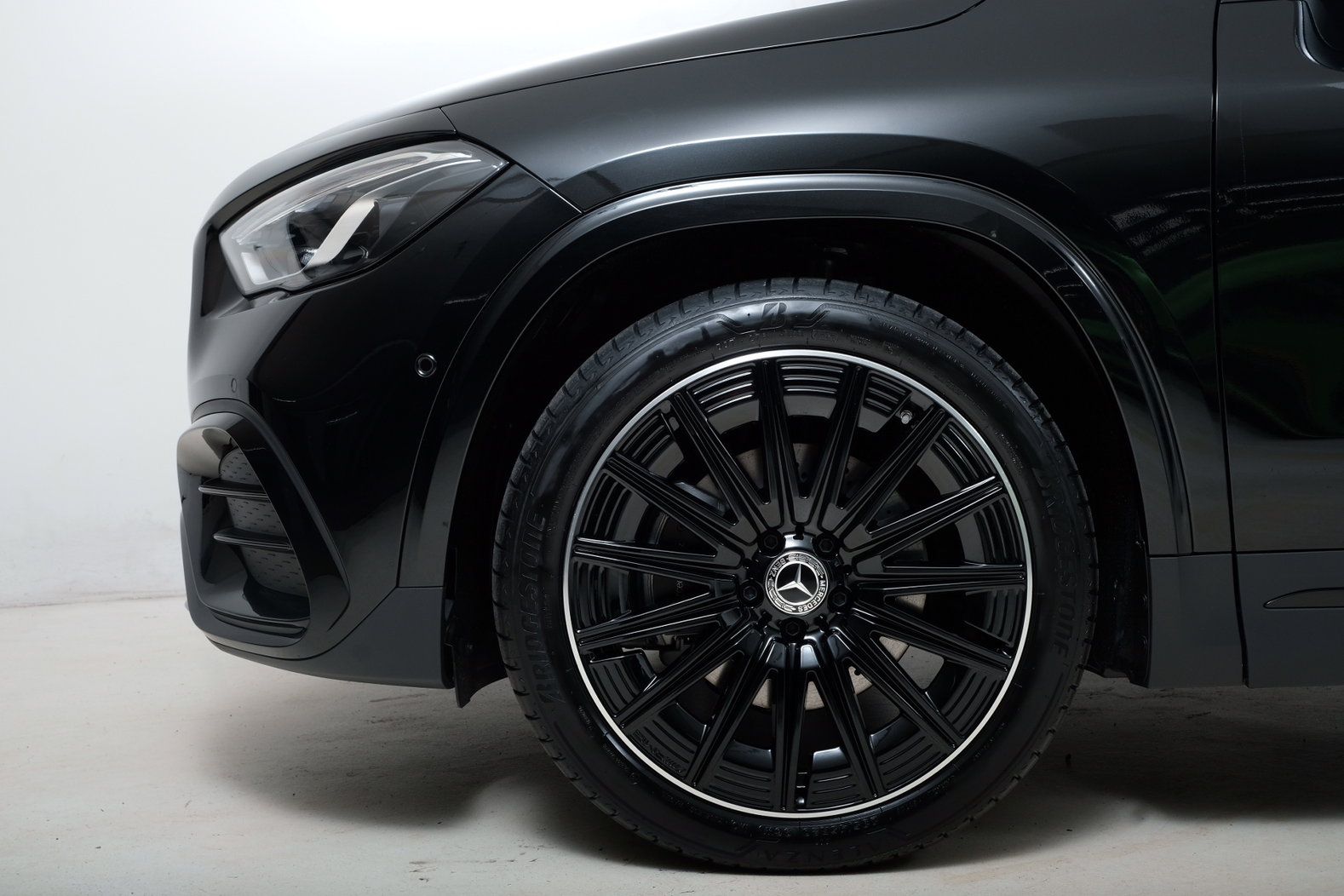 MERCEDES-BENZ GLA 200 Night Star 7G-D, Benzin, Neuwagen, Automatik - 3