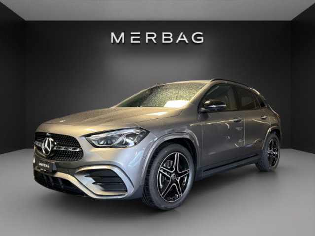 MERCEDES-BENZ GLA 200 Night Star 7G-D