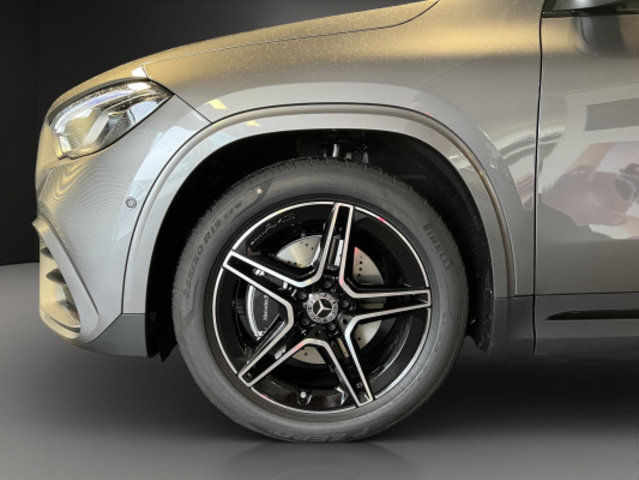 MERCEDES-BENZ GLA 200 Night Star 7G-D, Mild-Hybrid Petrol/Electric, New car, Automatic - 5