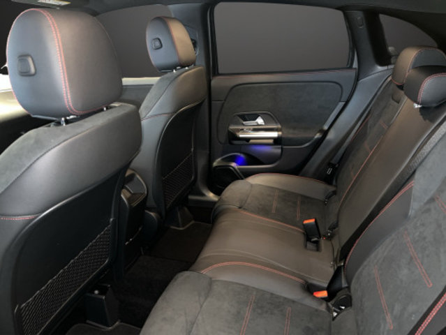 MERCEDES-BENZ GLA 200 Night Star 7G-D, Mild-Hybrid Petrol/Electric, New car, Automatic - 7