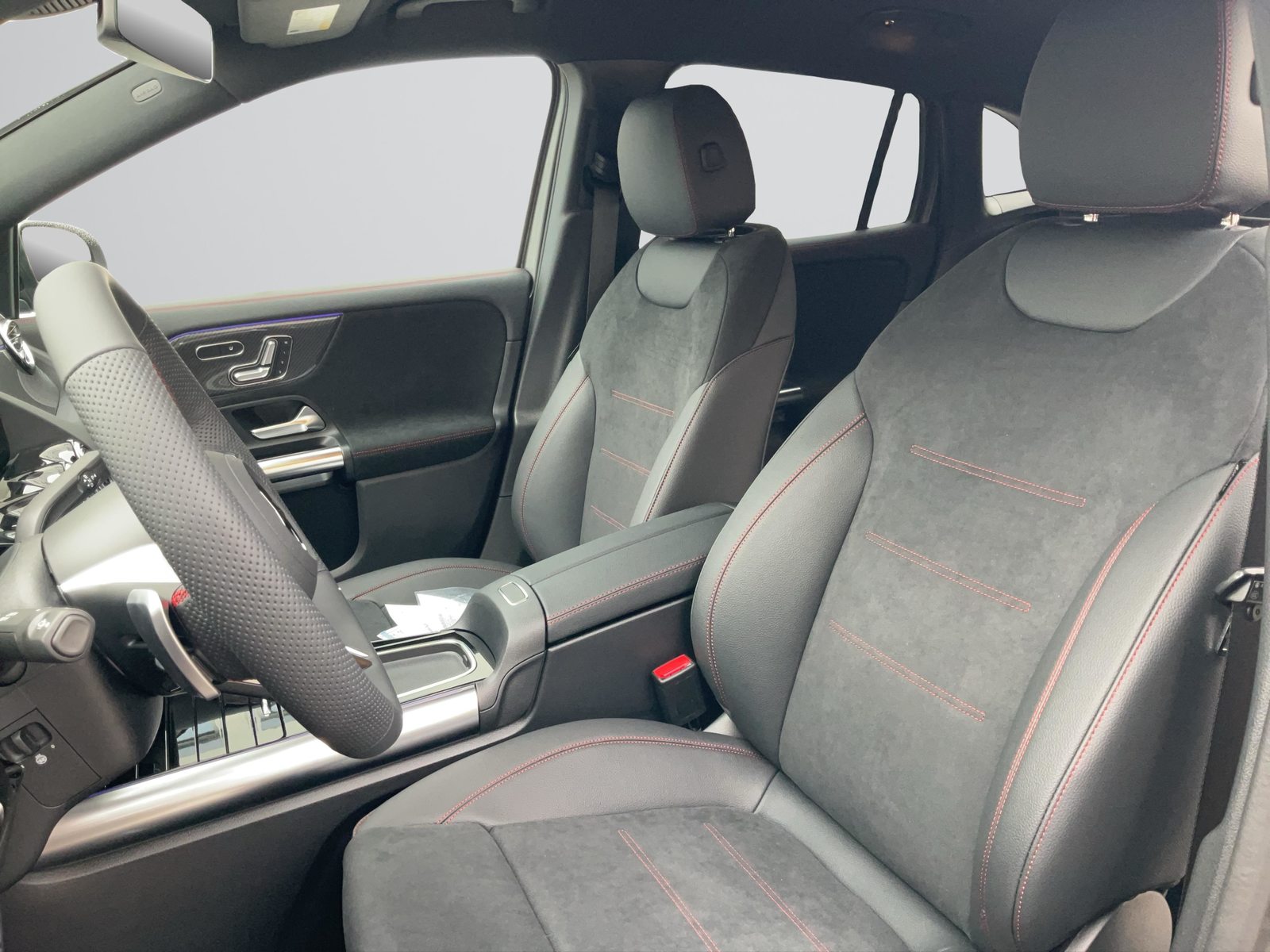 MERCEDES-BENZ GLA 200 Night Star AMG Line, Benzin, Neuwagen, Automatik - 5