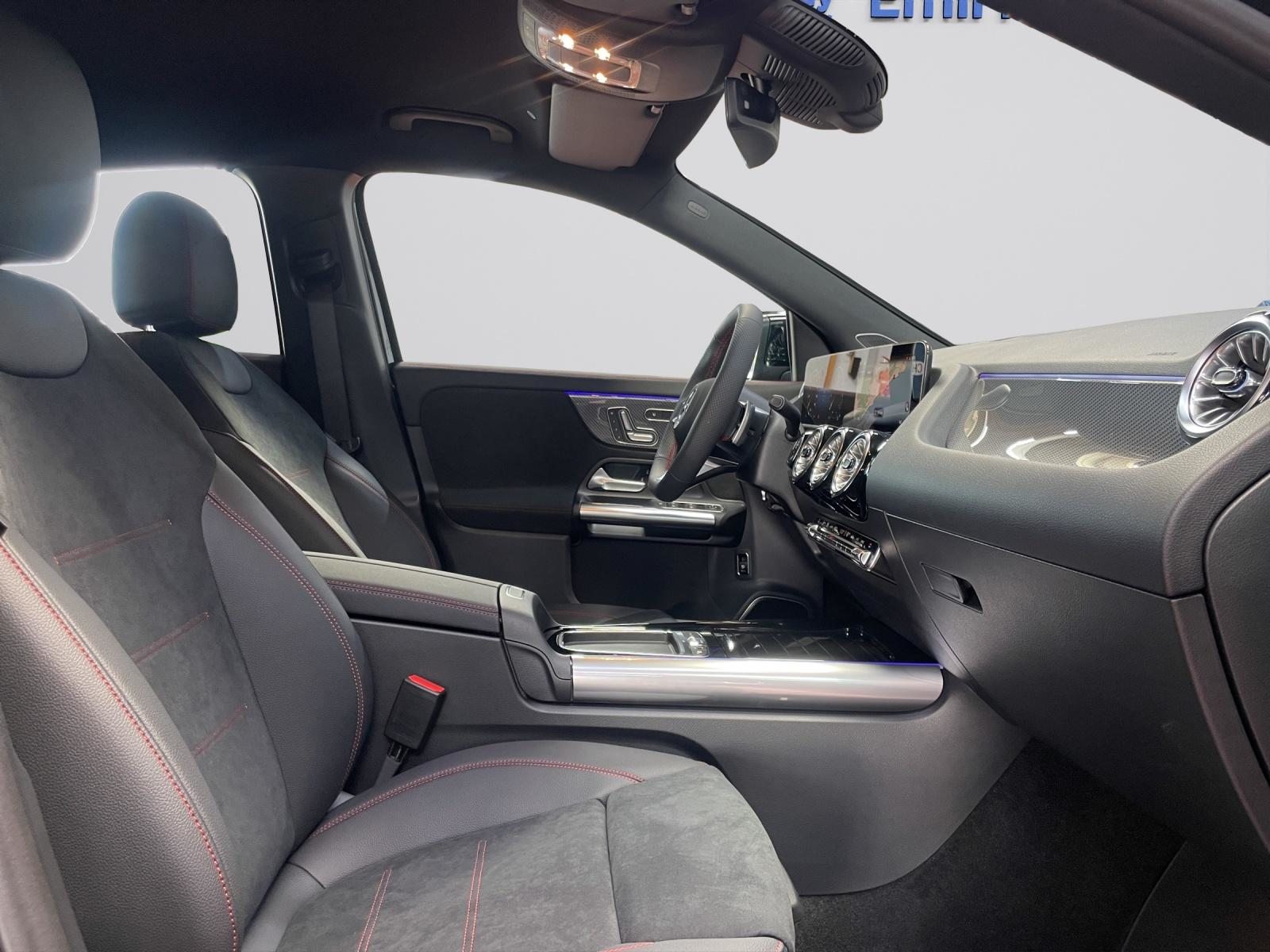 MERCEDES-BENZ GLA 200 Night Star AMG Line, Mild-Hybrid Benzin/Elektro, Neuwagen, Automatik - 6