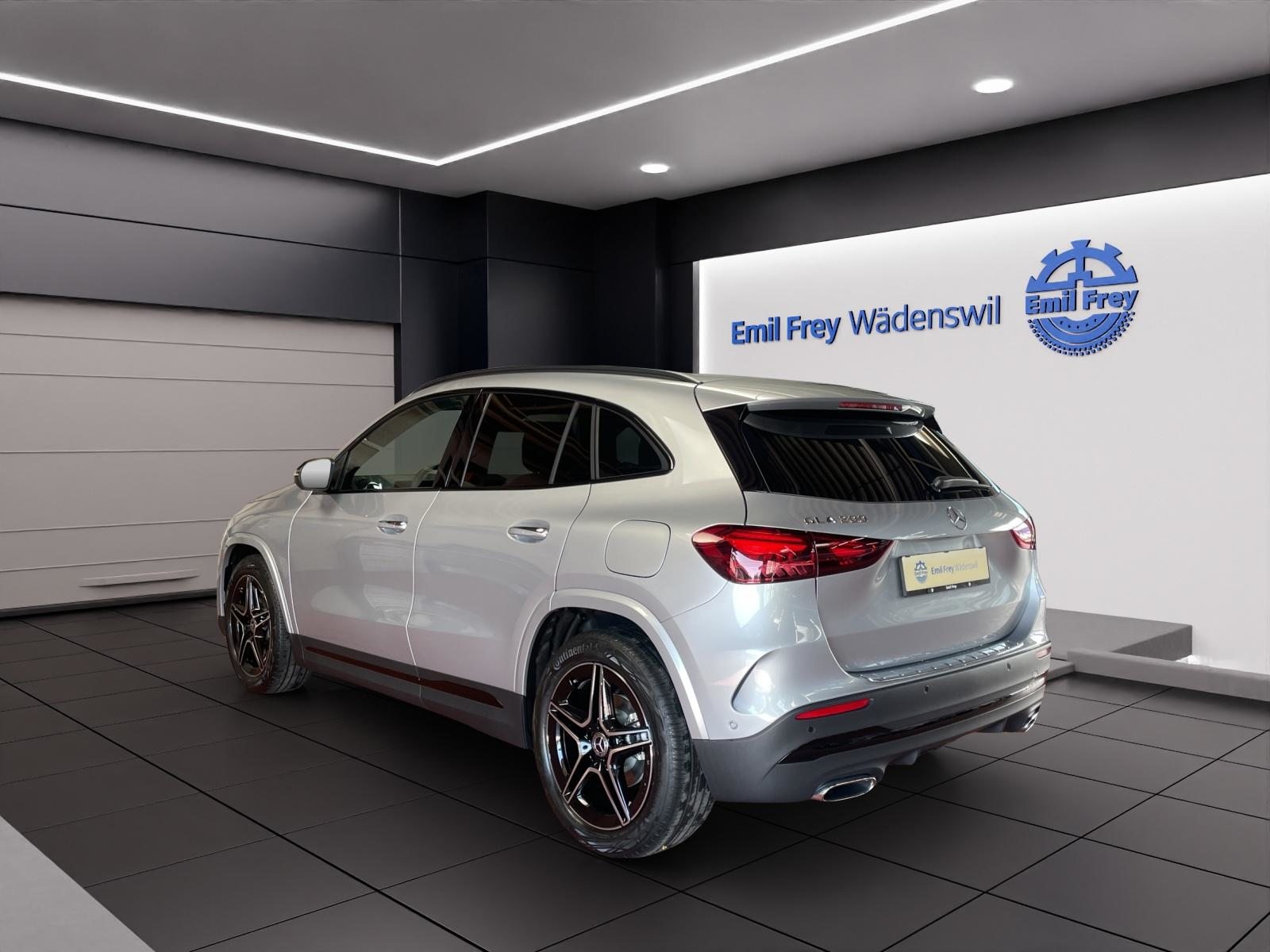 MERCEDES-BENZ GLA 200 Night Star AMG Line, Mild-Hybrid Benzin/Elektro, Neuwagen, Automatik - 3