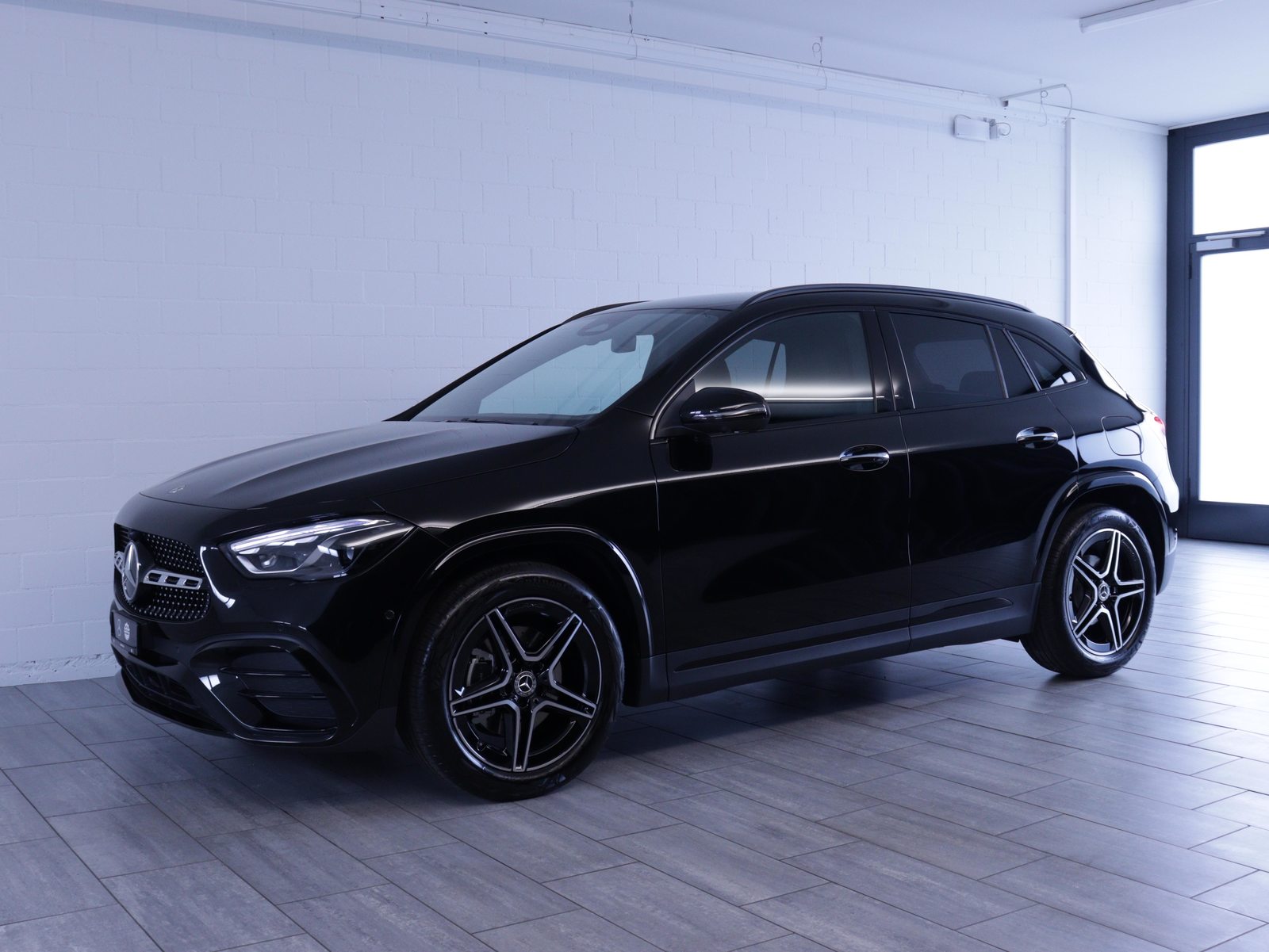 MERCEDES-BENZ GLA 200 Night Star AMG Line, Mild-Hybrid Petrol/Electric, New car, Automatic - 2