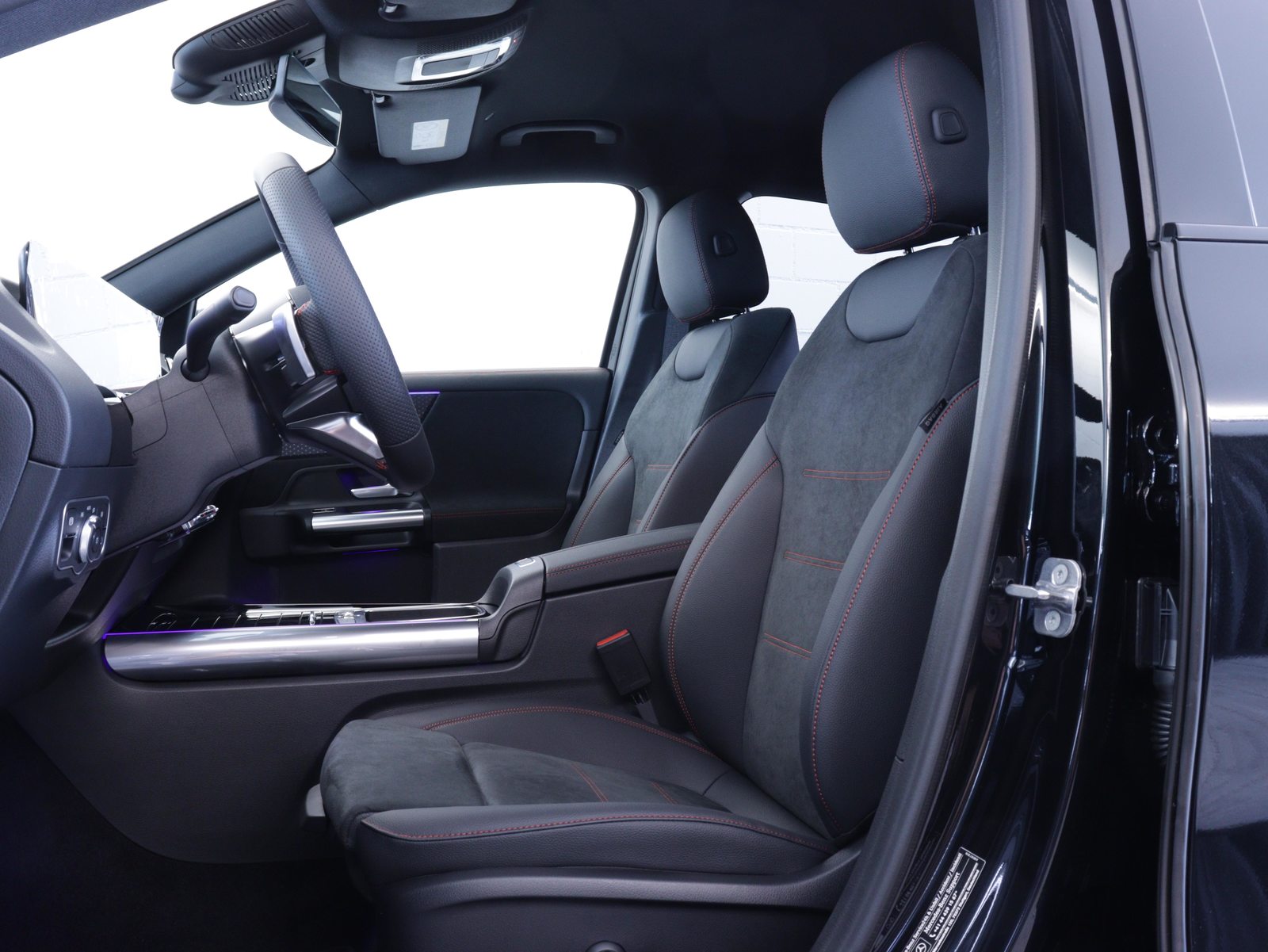 MERCEDES-BENZ GLA 200 Night Star AMG Line, Mild-Hybrid Petrol/Electric, New car, Automatic - 6