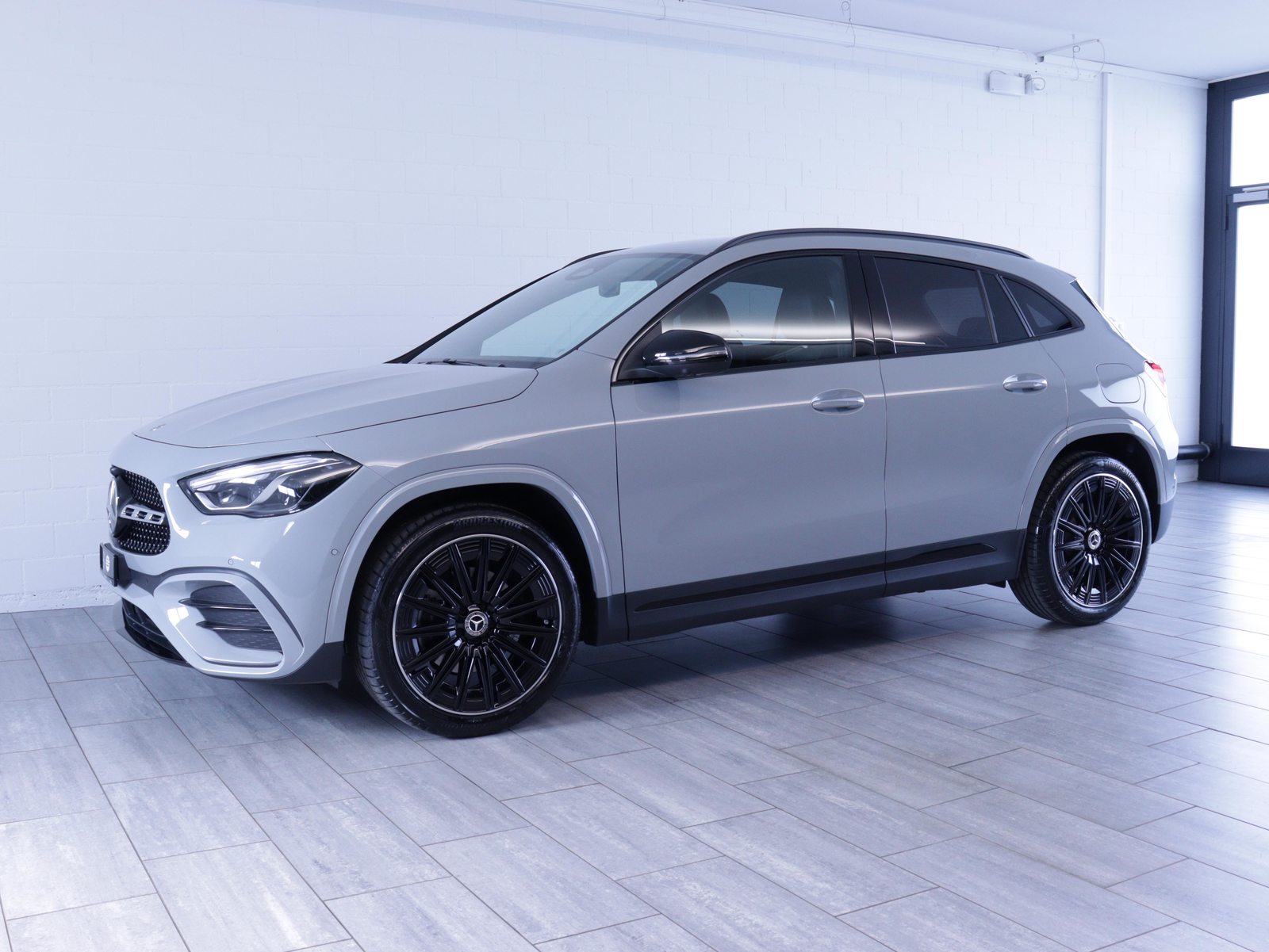 MERCEDES-BENZ GLA 200 Night Star AMG Line, Mild-Hybrid Petrol/Electric, New car, Automatic - 2