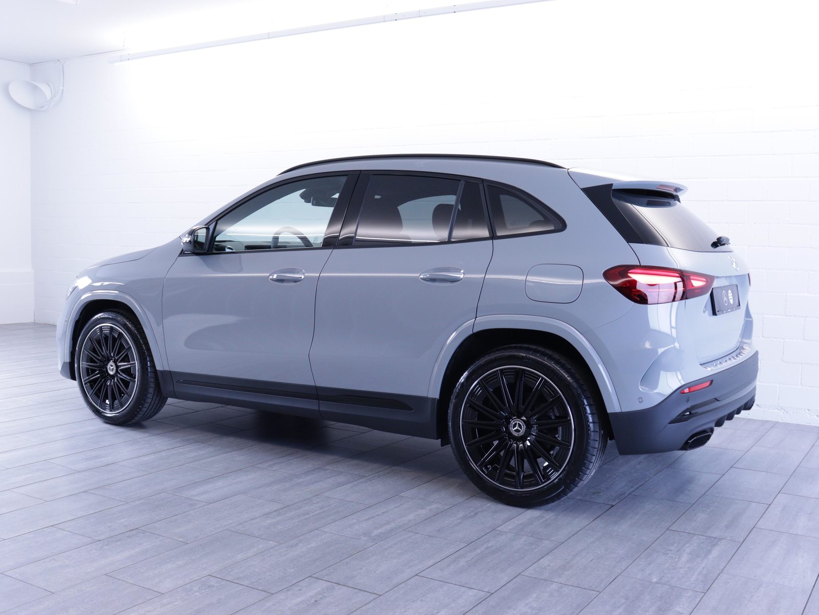 MERCEDES-BENZ GLA 200 Night Star AMG Line, Mild-Hybrid Petrol/Electric, New car, Automatic - 3