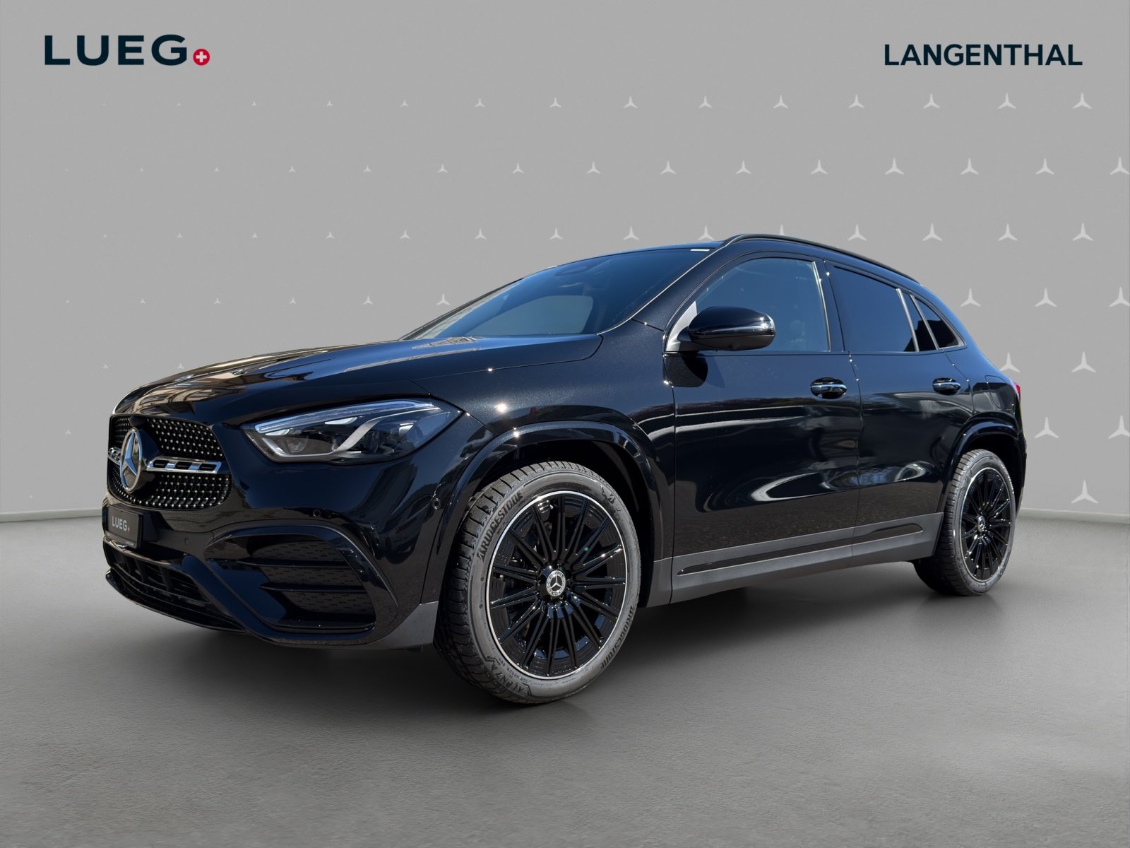 MERCEDES-BENZ GLA 200 Night Star 7G-DCT