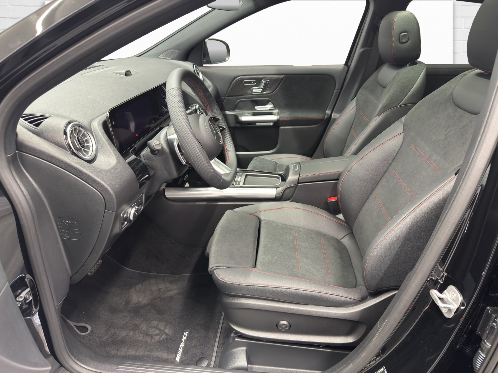 MERCEDES-BENZ GLA 200 AMG Line Night Star, Mild-Hybrid Benzin/Elektro, Neuwagen, Automatik - 7