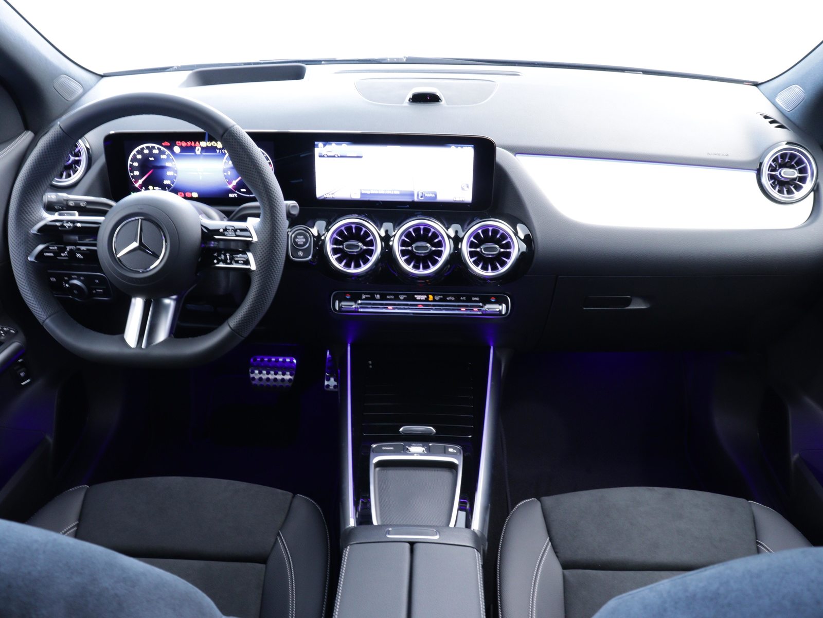 MERCEDES-BENZ GLA 200 Night Star AMG Line, Mild-Hybrid Benzin/Elektro, Neuwagen, Automatik - 5