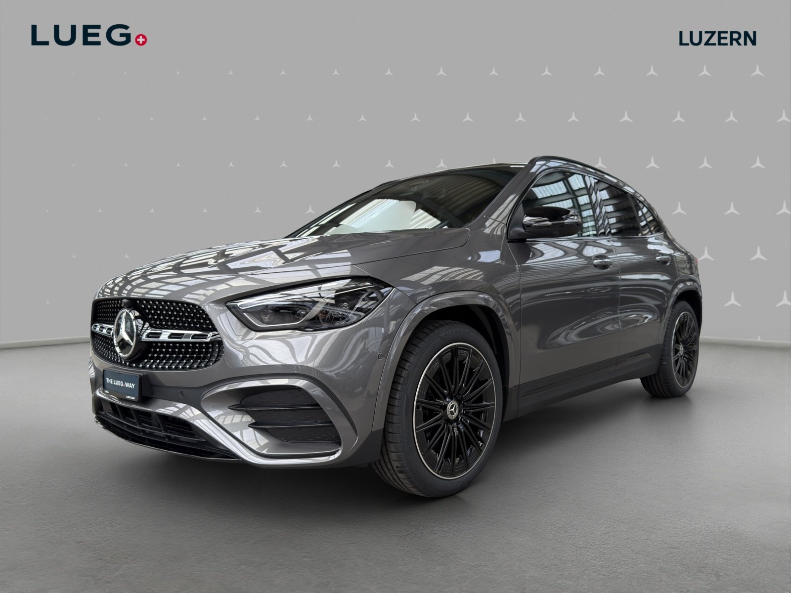 MERCEDES-BENZ GLA 200 Night Star 7G-DCT
