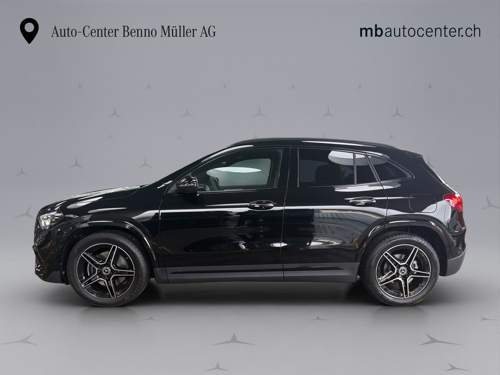 MERCEDES-BENZ GLA 200 Night Star AMG Line, Hybride Leggero Benzina/Elettrica, Auto nuove, Automatico - 2