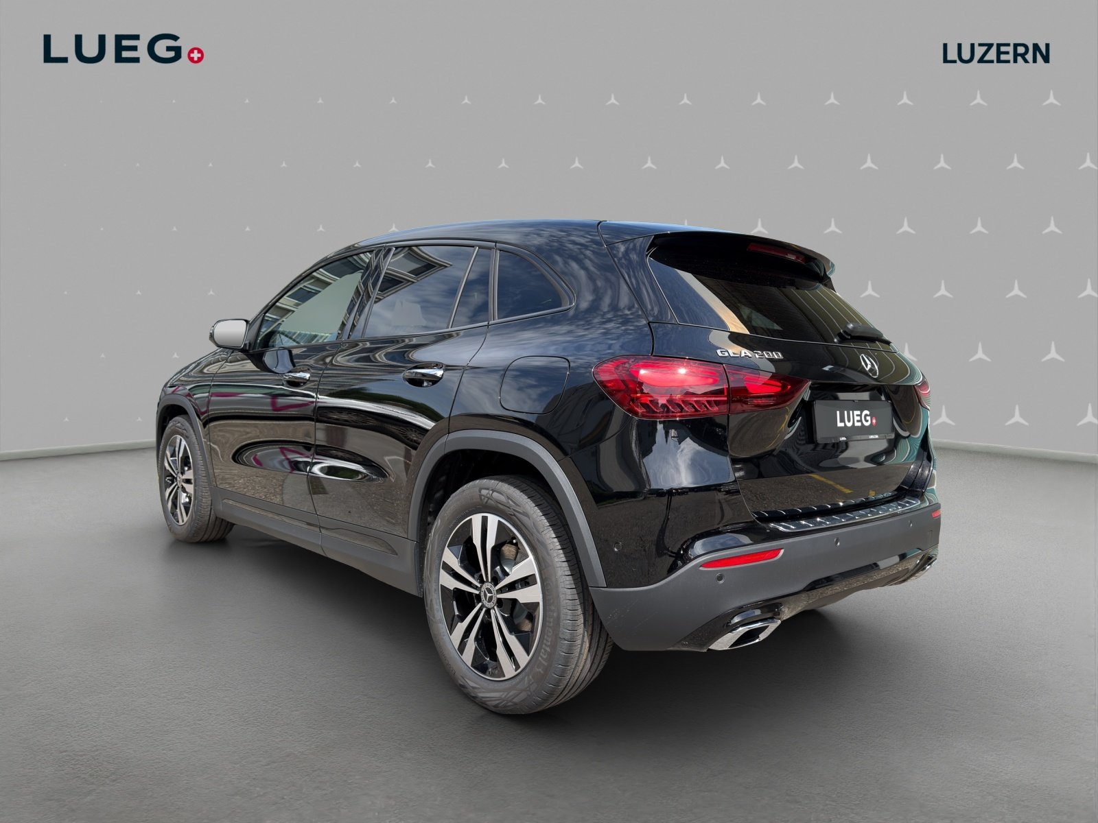 MERCEDES-BENZ GLA 200 Night Star 7G-DCT, Mild-Hybrid Petrol/Electric, New car, Automatic - 3