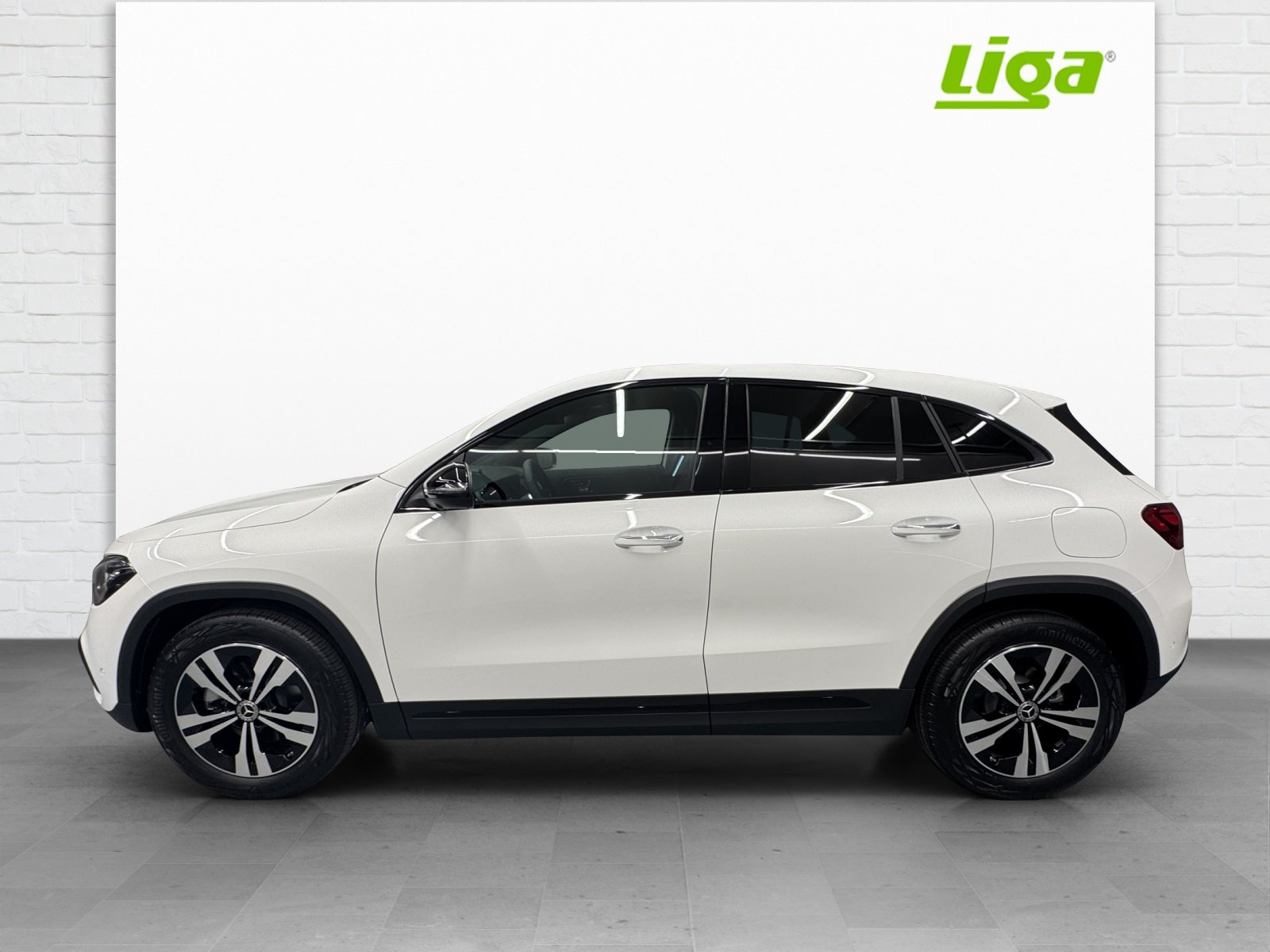 MERCEDES-BENZ GLA 200 Advanced Plus Line Night Star, Hybride Léger Essence/Électricité, Voiture nouvelle, Automatique - 3