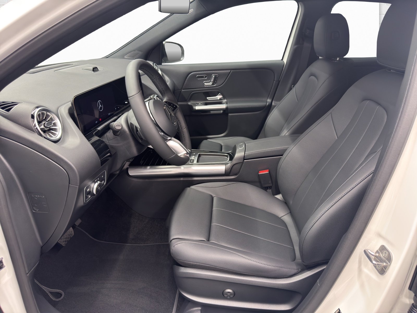 MERCEDES-BENZ GLA 200 Advanced Plus Line Night Star, Hybride Léger Essence/Électricité, Voiture nouvelle, Automatique - 7