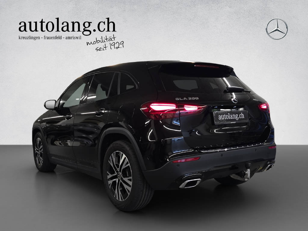MERCEDES-BENZ GLA 200 Night Star | Auto Lang Special 8 von 8 | 0% Leasing , Mild-Hybrid Petrol/Electric, New car, Automatic - 3