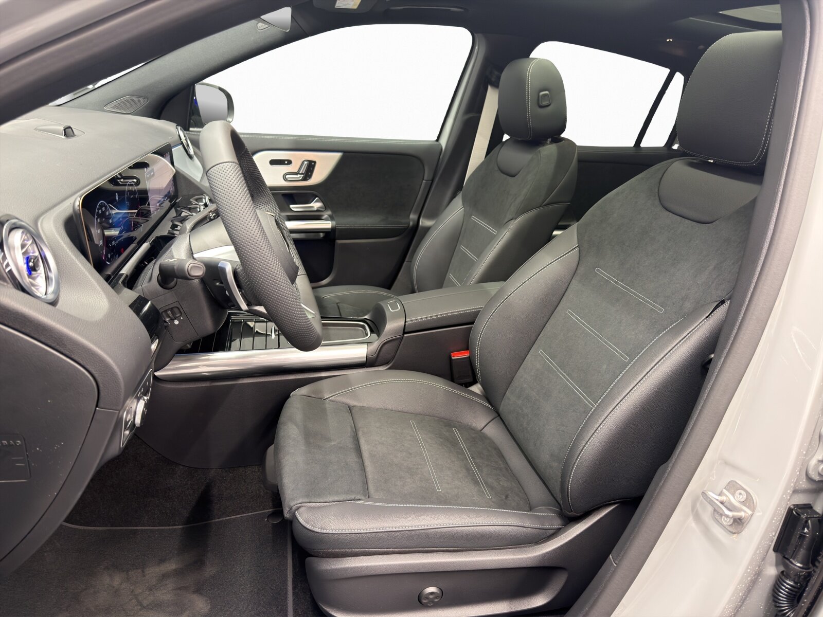 MERCEDES-BENZ GLA 200 AMG Line Night Star, Mild-Hybrid Petrol/Electric, New car, Automatic - 7