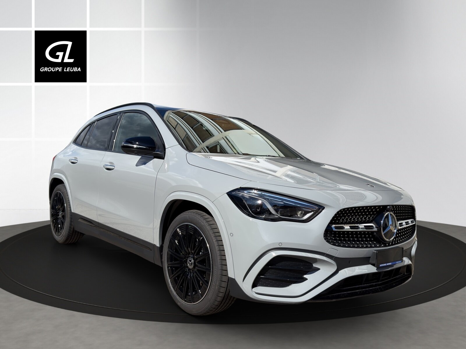 MERCEDES-BENZ GLA 200 Night Star 7G-DCT