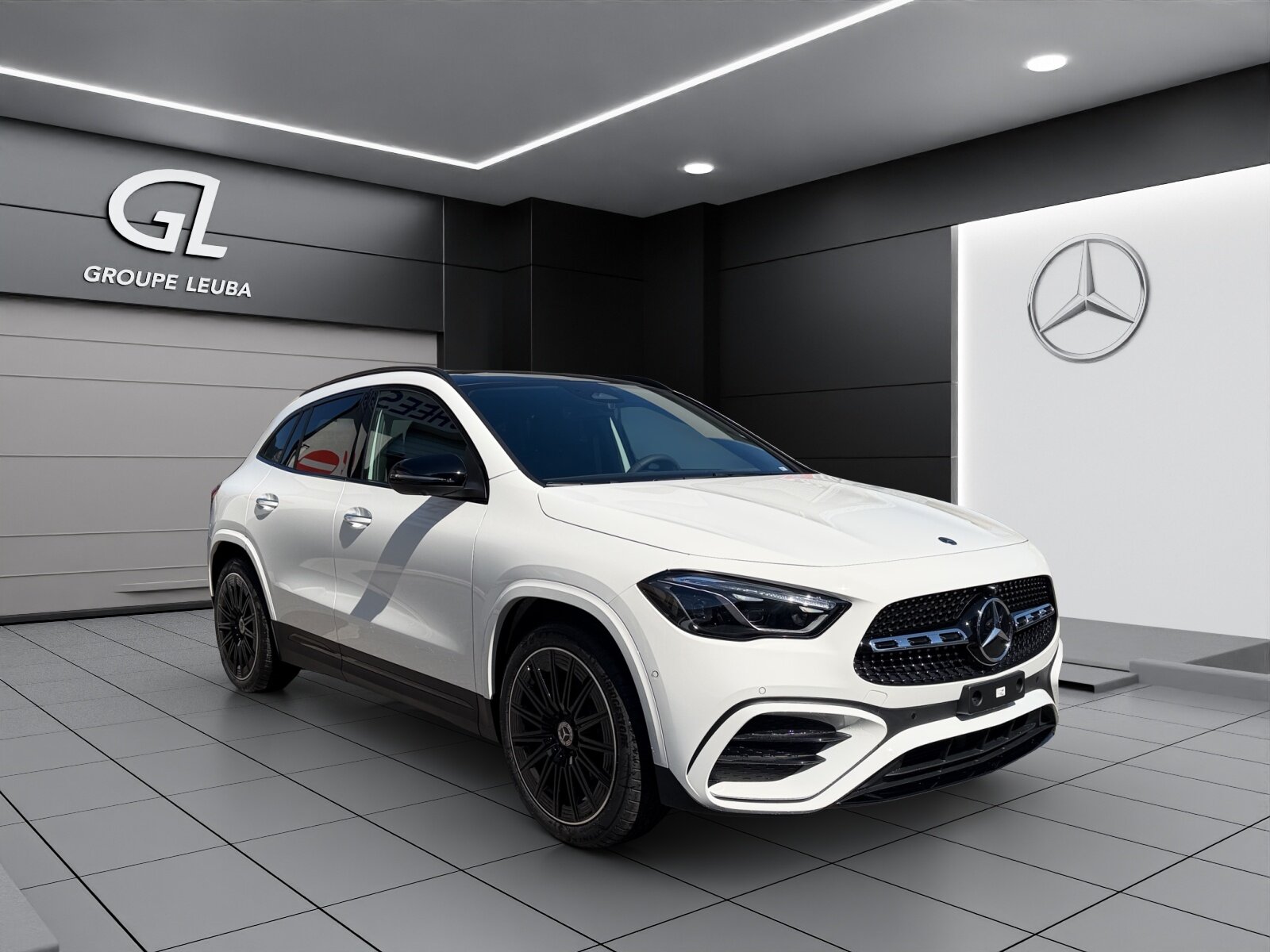 MERCEDES-BENZ GLA 200 Night Star 7G-DCT