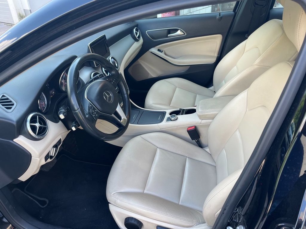 MERCEDES-BENZ GLA 200 CDI AMG Line 4Matic 7G-DCT, Diesel, Occasion / Gebraucht, Automatik - 7