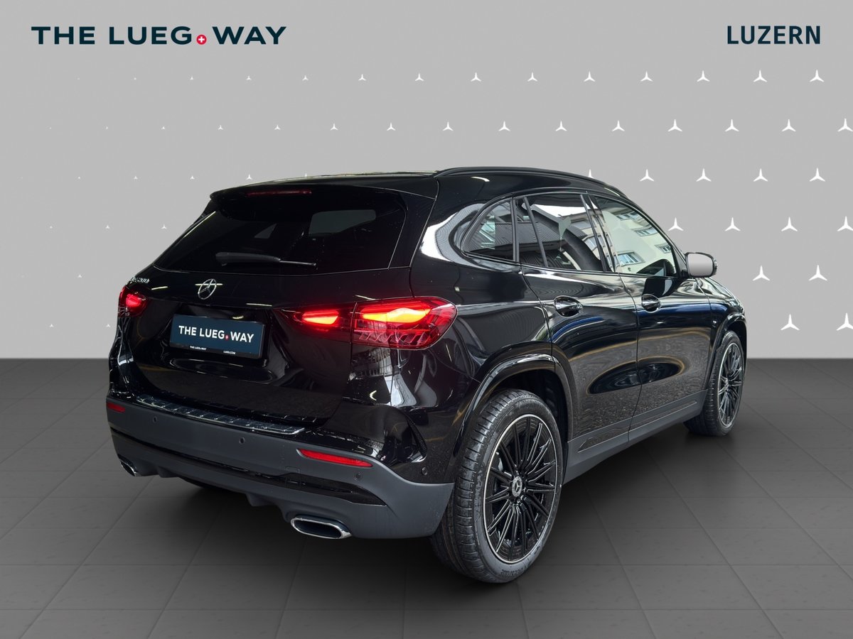 MERCEDES-BENZ GLA 200 Night Star 7G-DCT, Mild-Hybrid Petrol/Electric, Second hand / Used, Automatic - 5