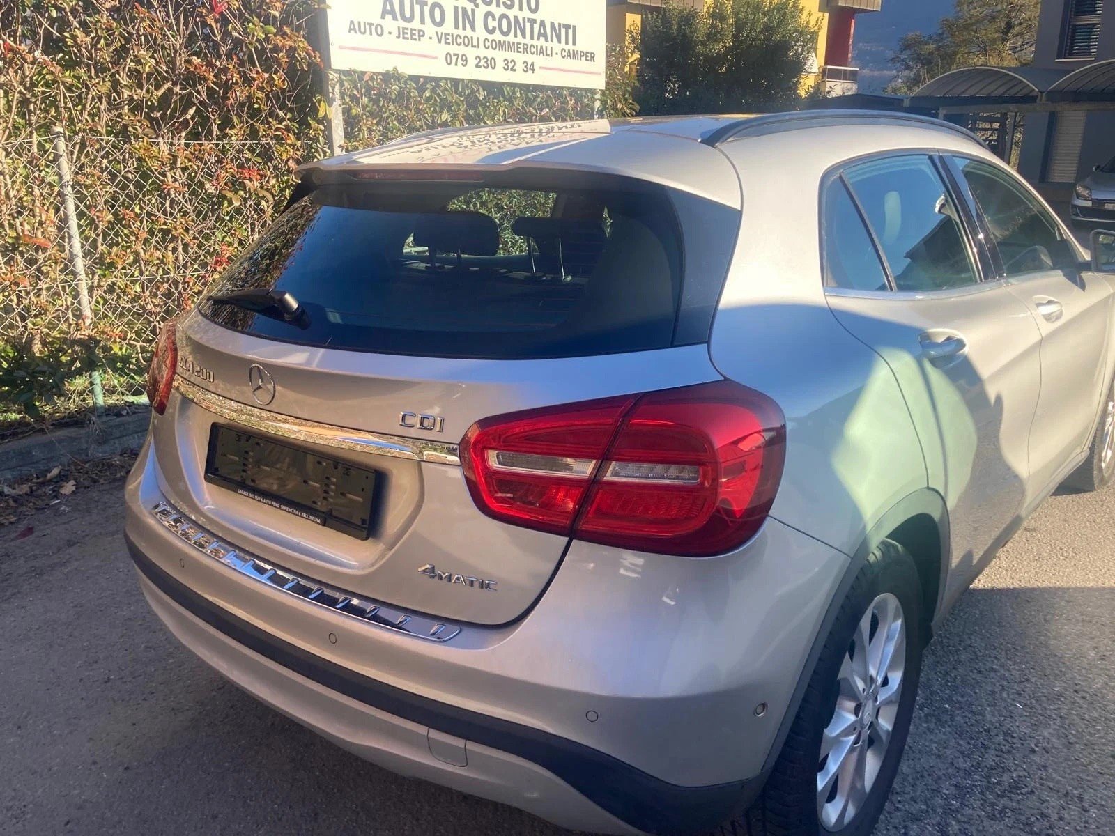 MERCEDES-BENZ GLA 200 CDI Style 4Matic 7G-DCT, Diesel, Occasion / Utilisé, Automatique - 5