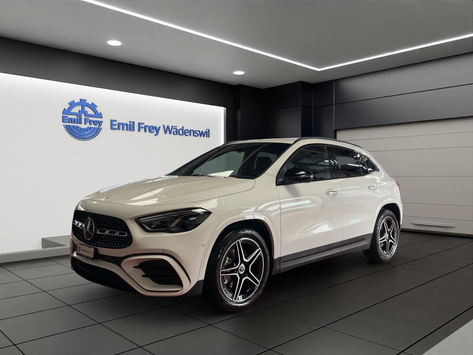 MERCEDES-BENZ GLA 200 Night Star AMG Line