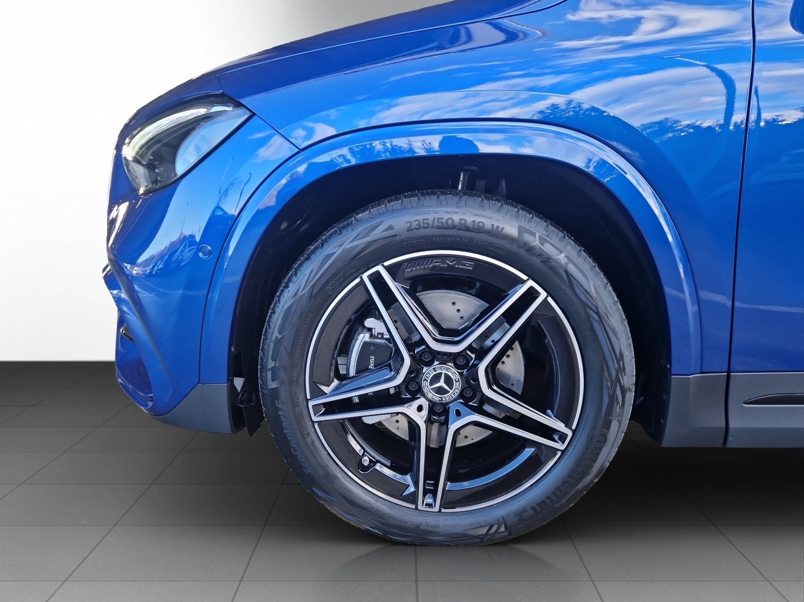 MERCEDES-BENZ GLA 200 Night Star 7G-D, Mild-Hybrid Benzin/Elektro, Occasion / Gebraucht, Automatik - 6
