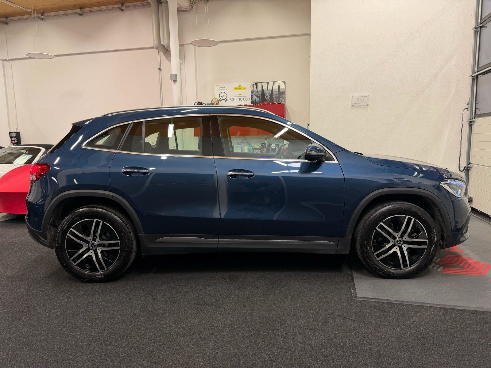 MERCEDES-BENZ GLA 200 Progressive, Benzin, Occasion / Gebraucht, Automatik - 4