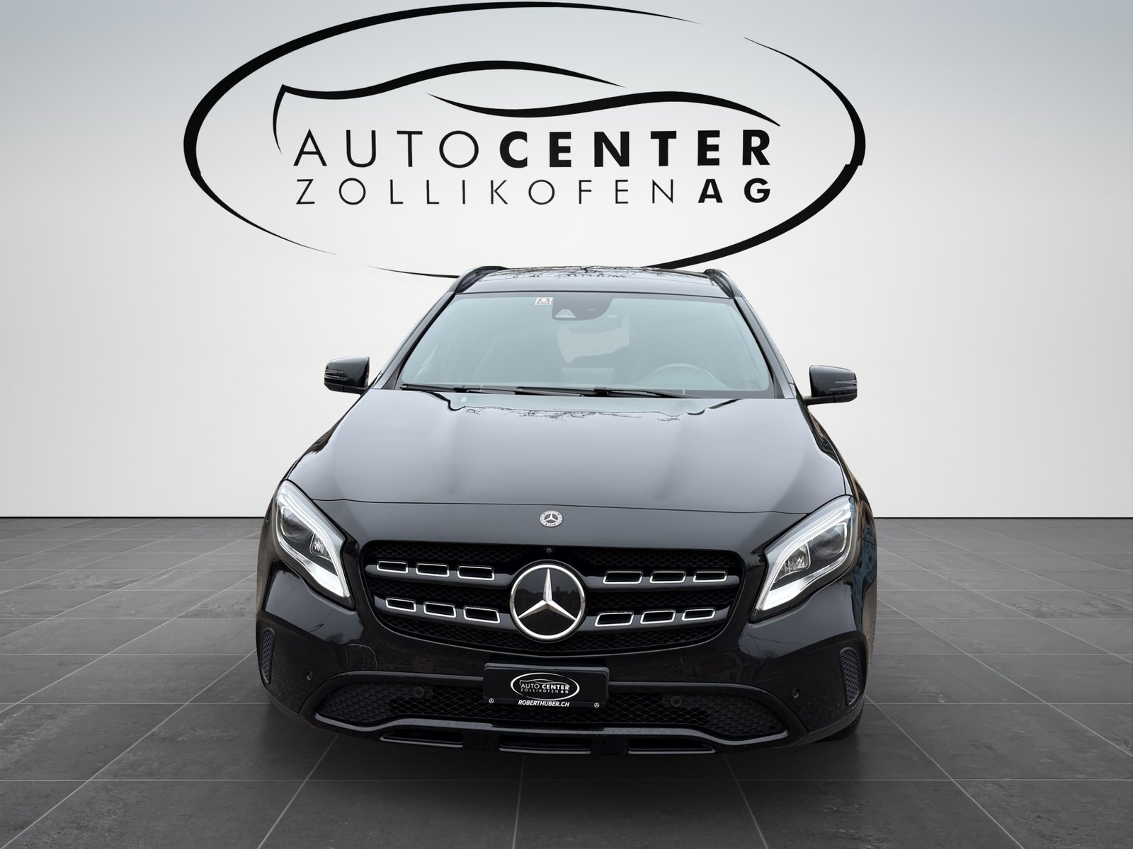 MERCEDES-BENZ GLA 200 Night Star 7G-DCT, Benzina, Occasioni / Usate, Automatico - 2
