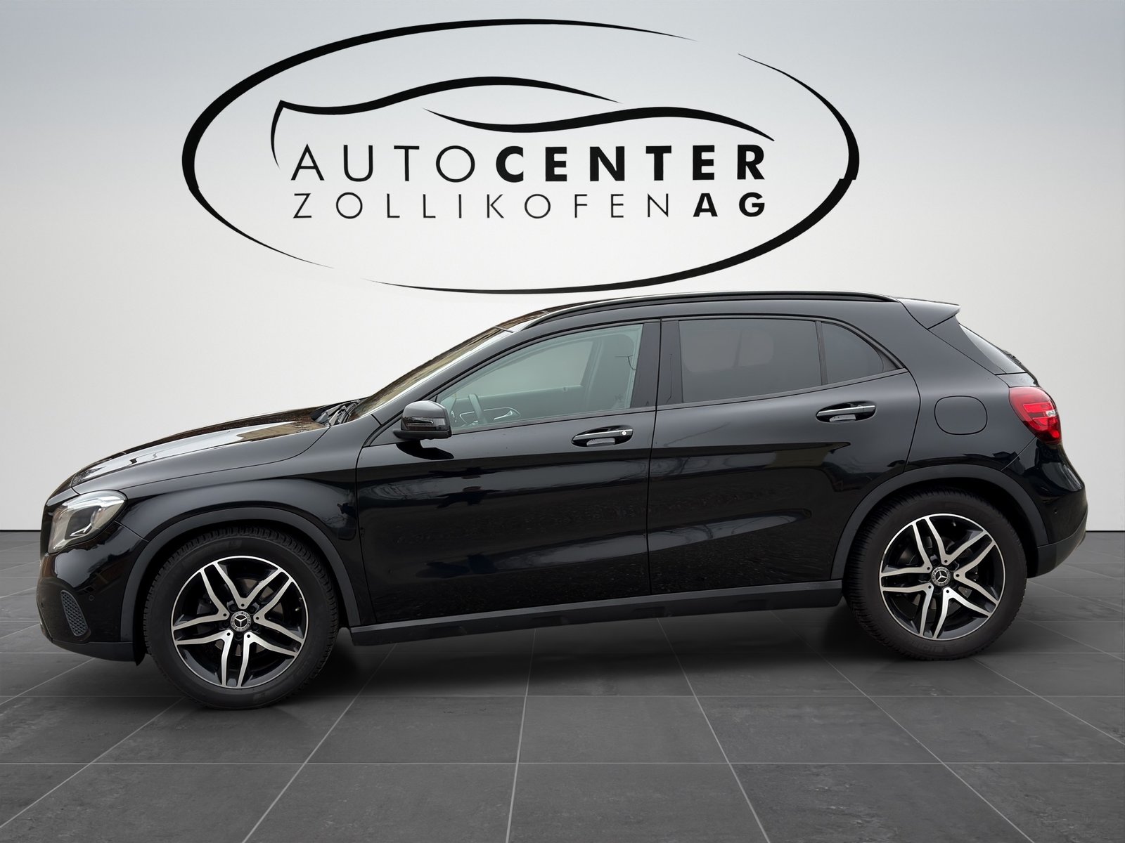 MERCEDES-BENZ GLA 200 Night Star 7G-DCT, Benzina, Occasioni / Usate, Automatico - 4