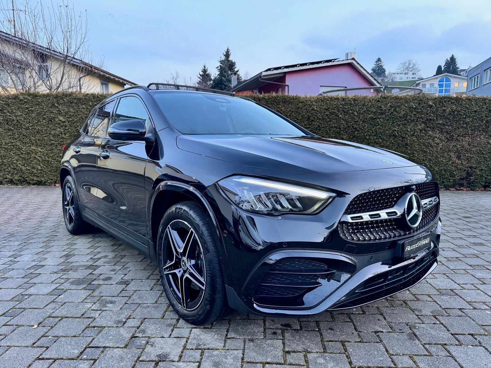 MERCEDES-BENZ GLA 200d AMG Line 4Matic 8G-DCT, Diesel, Occasion / Gebraucht, Automatik - 3