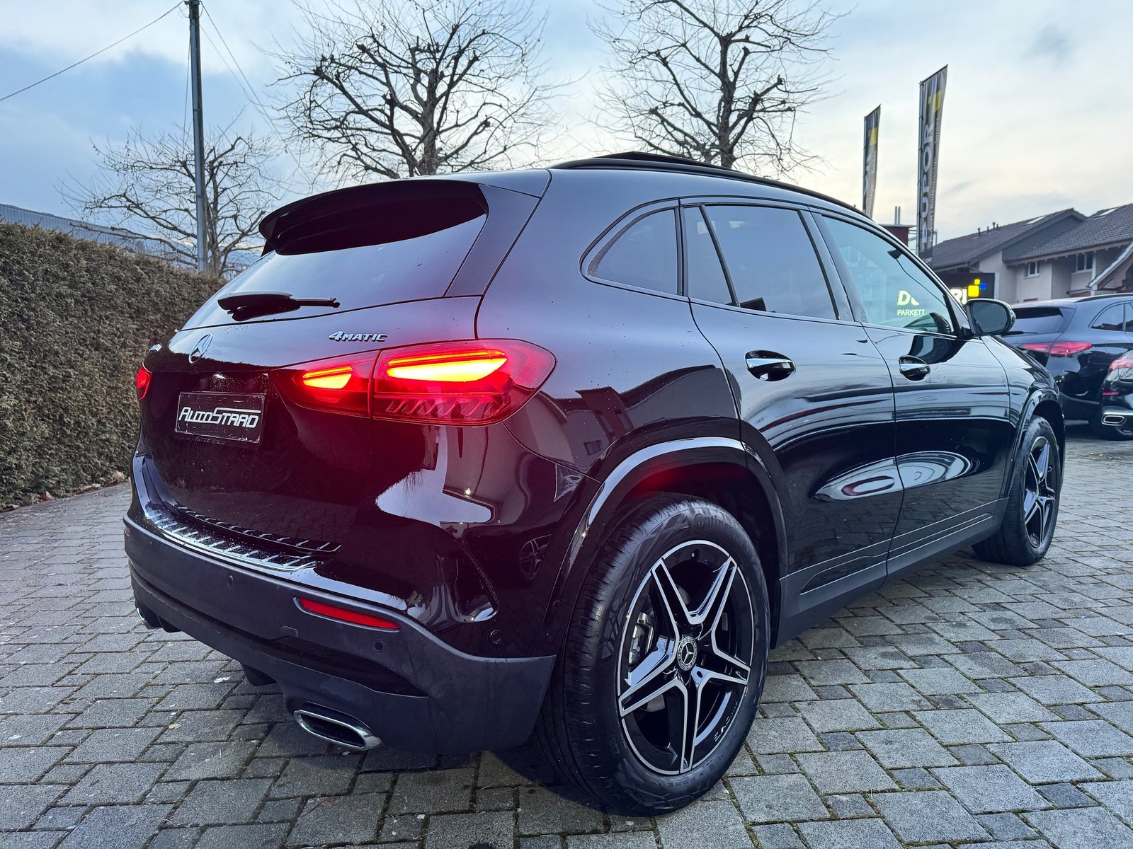 MERCEDES-BENZ GLA 200d AMG Line 4Matic 8G-DCT, Diesel, Occasion / Gebraucht, Automatik - 4