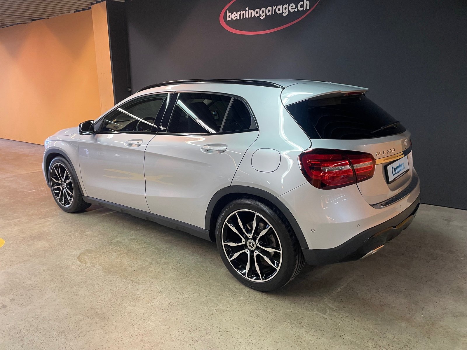 MERCEDES-BENZ GLA 200 Night Star, Petrol, Second hand / Used, Automatic - 3