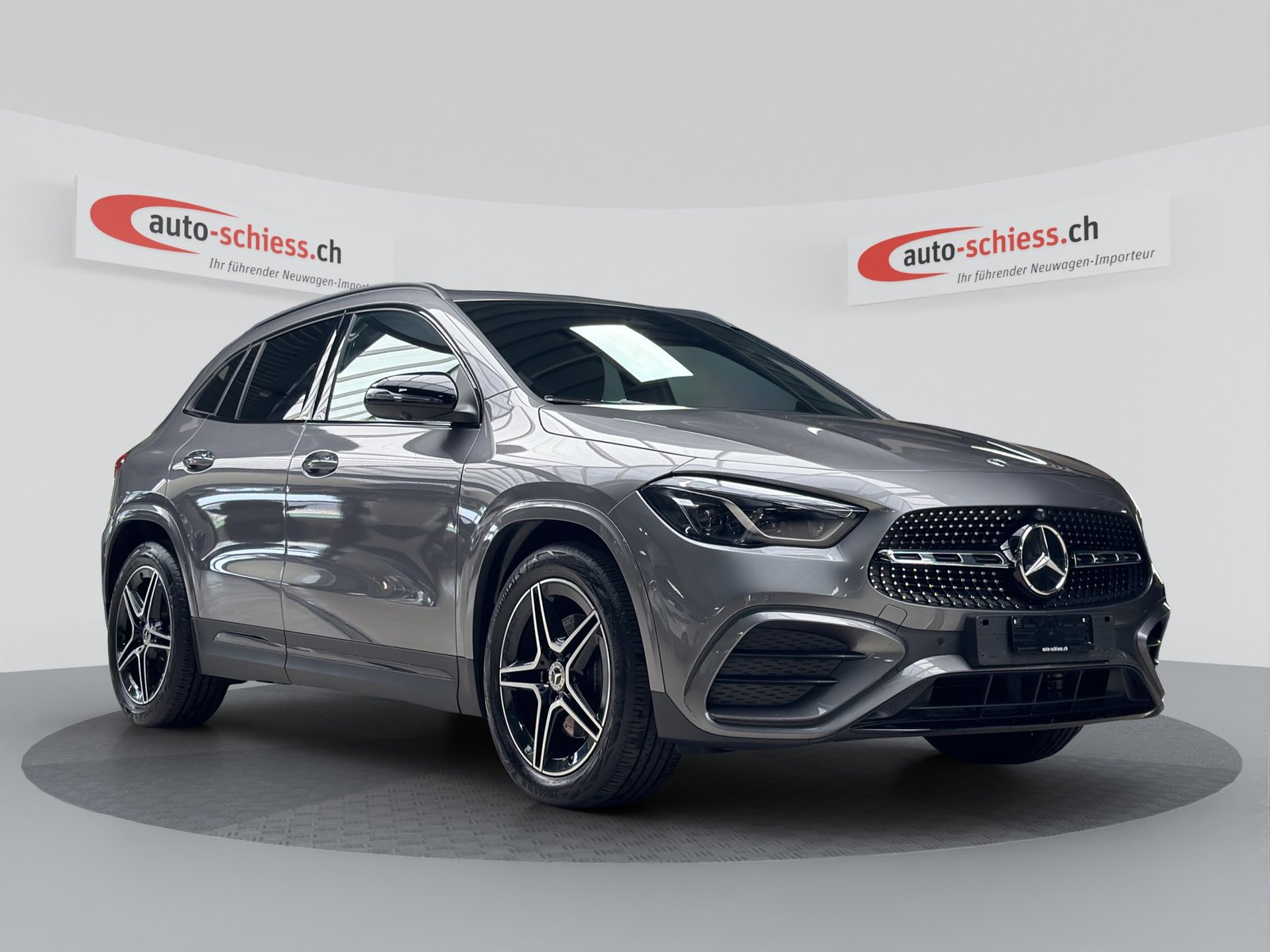 MERCEDES-BENZ GLA 200 7G-DCT AMG Line Night