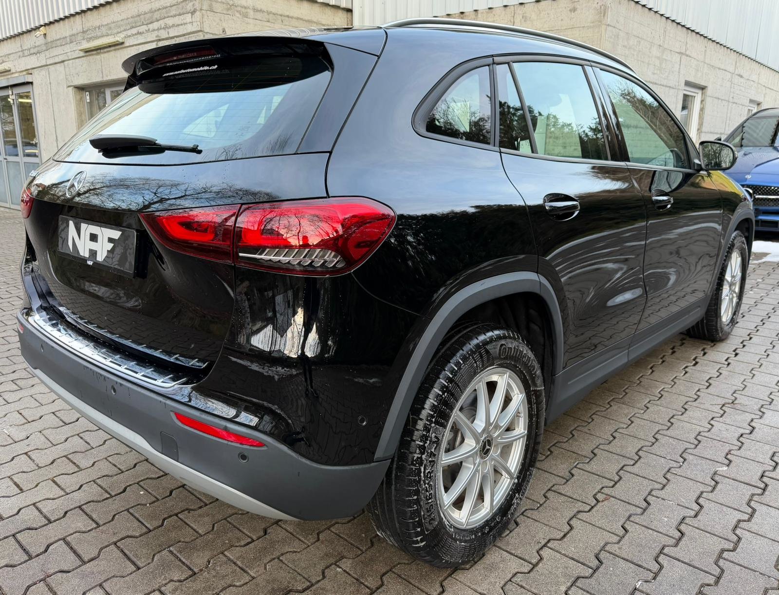 MERCEDES-BENZ GLA 200 7G-DCT, Petrol, Second hand / Used, Automatic - 5