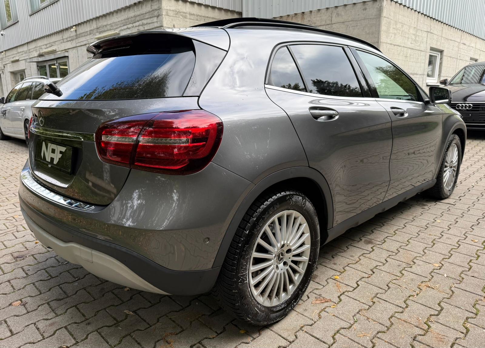 MERCEDES-BENZ GLA 200 d Swiss Star Edition Style 4Matic 7G-D, Diesel, Occasion / Gebraucht, Automatik - 5