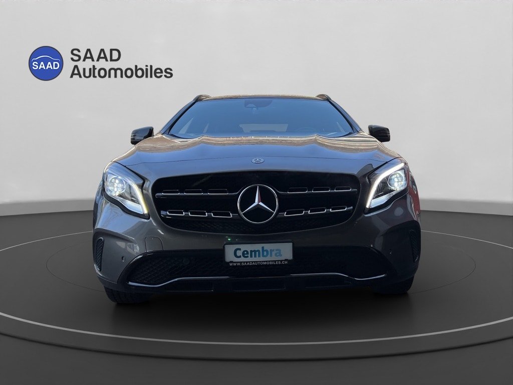 MERCEDES-BENZ GLA 200 Pack Night KEYLESS Caméra Angle m