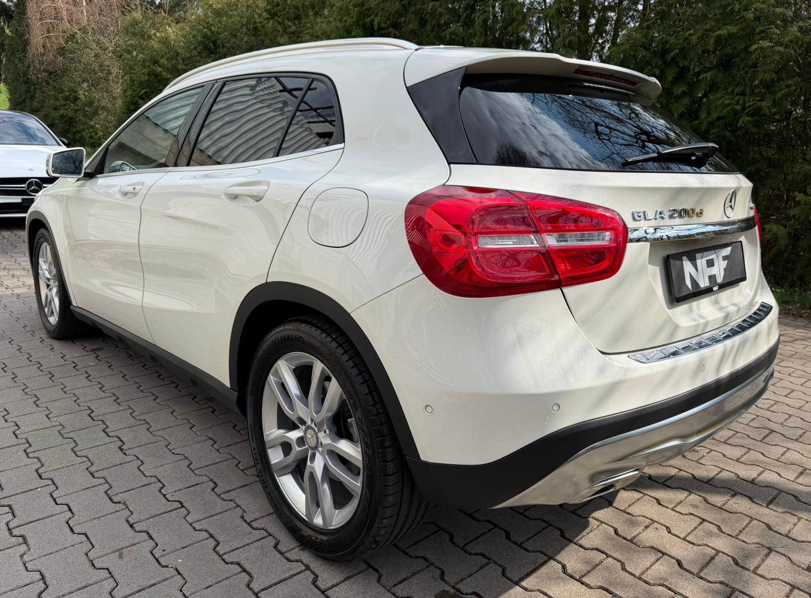 MERCEDES-BENZ GLA 200 CDI Swiss Star Edition Urban 4Matic 7G, Diesel, Occasion / Gebraucht, Automatik - 3