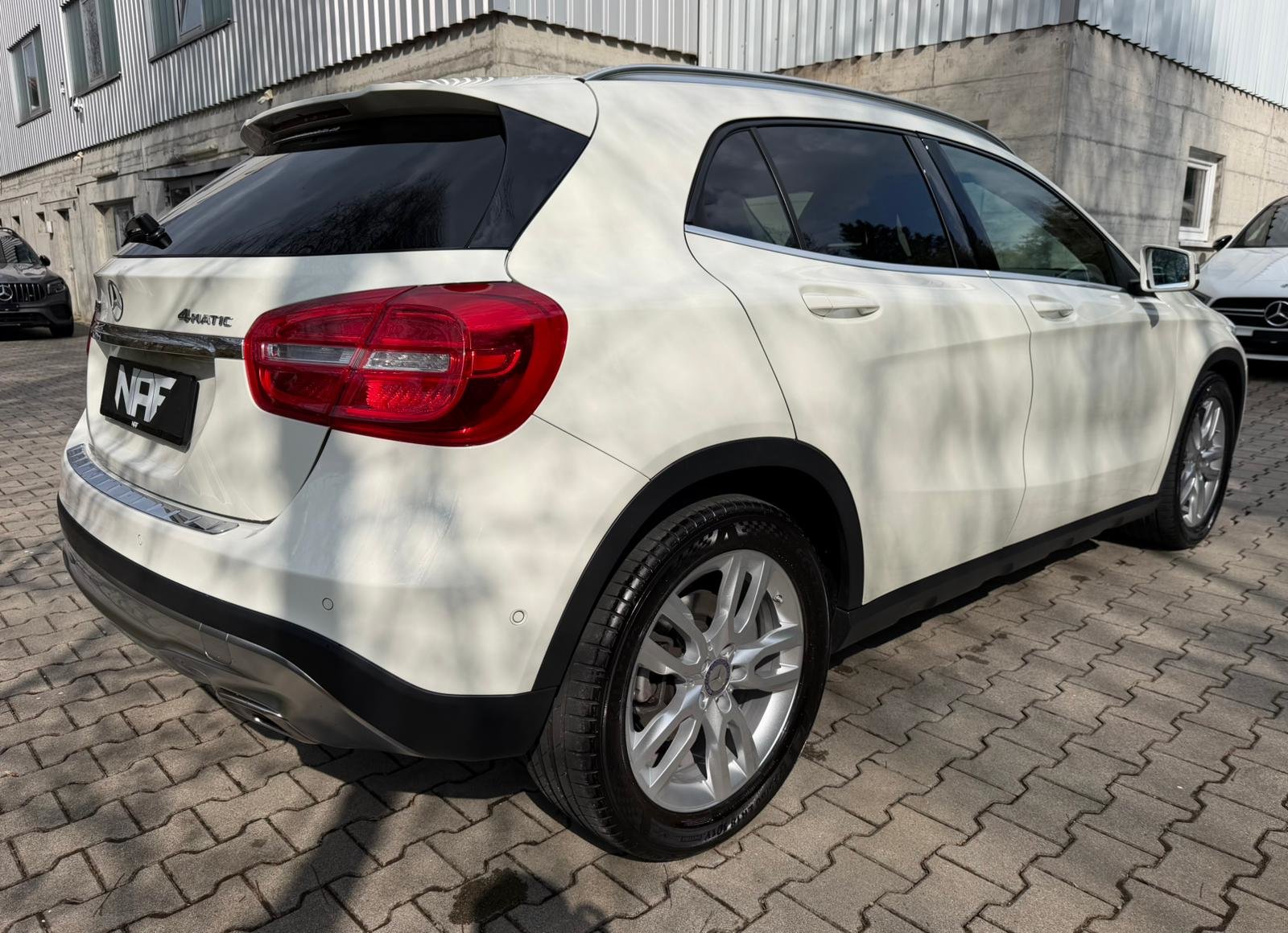 MERCEDES-BENZ GLA 200 CDI Swiss Star Edition Urban 4Matic 7G, Diesel, Occasion / Gebraucht, Automatik - 5
