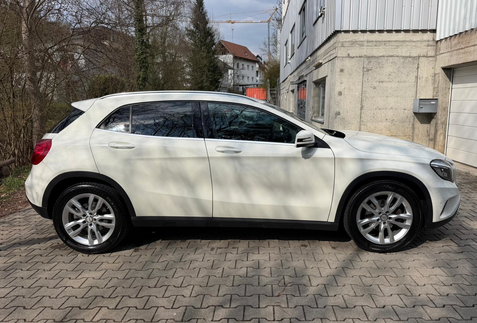 MERCEDES-BENZ GLA 200 CDI Swiss Star Edition Urban 4Matic 7G, Diesel, Occasion / Gebraucht, Automatik - 6