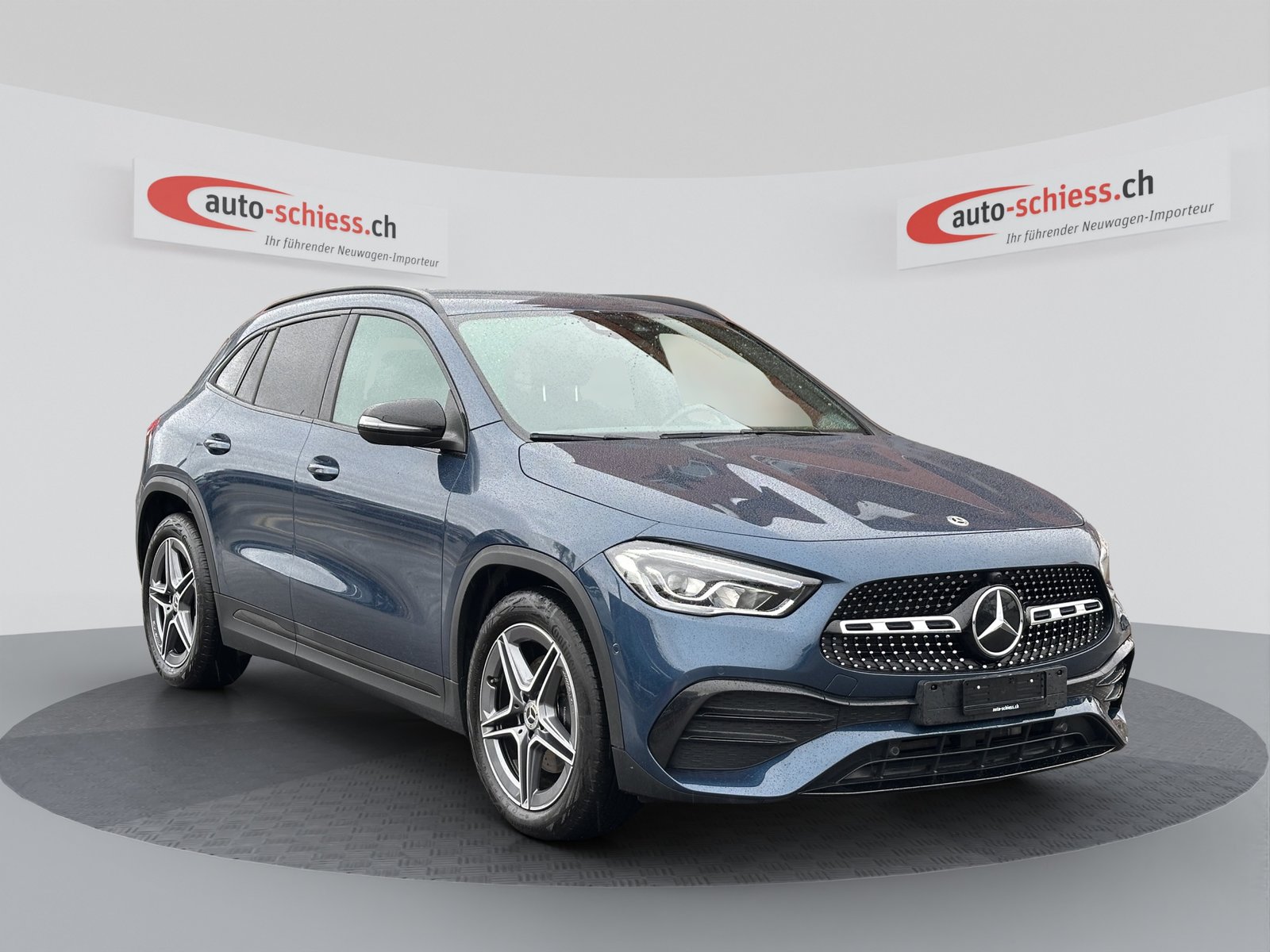 MERCEDES-BENZ GLA 200d AMG Night 8G-DCT