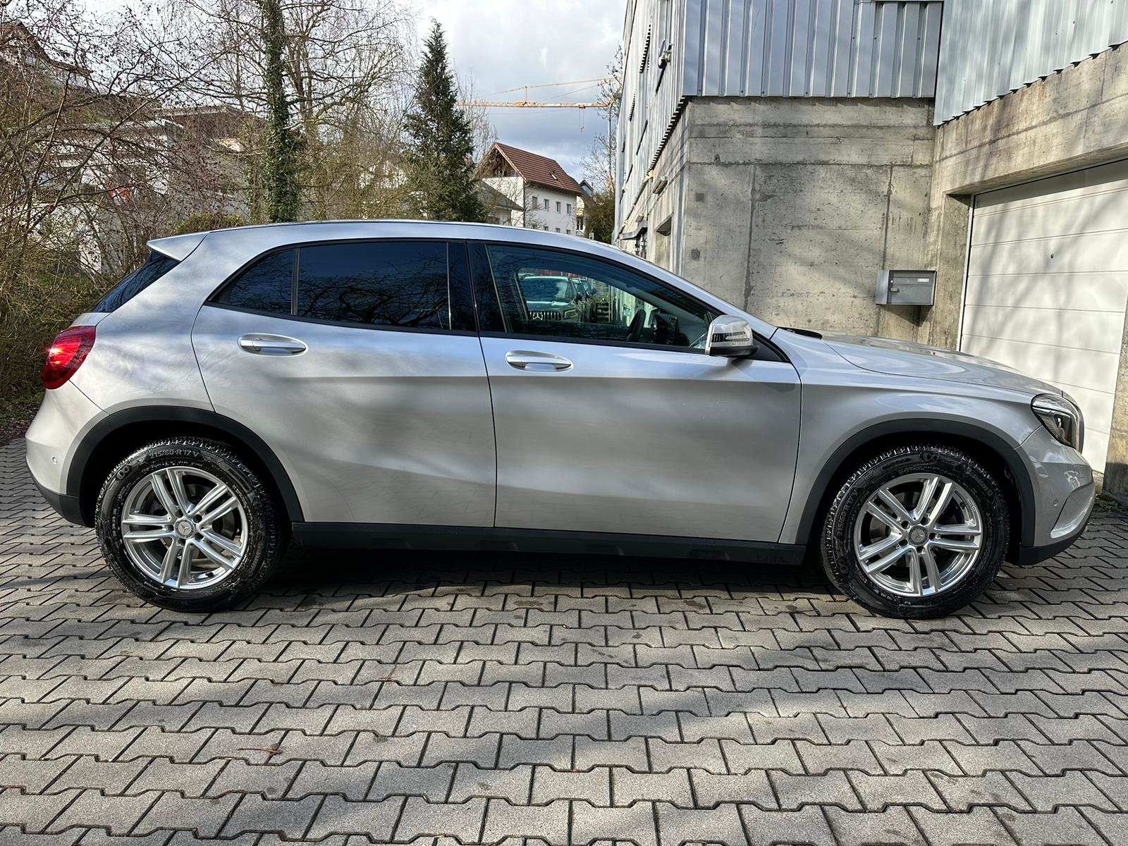 MERCEDES-BENZ GLA 200 CDI Swiss Star Edition 4Matic 7G-DCT, Diesel, Occasion / Utilisé, Automatique - 6