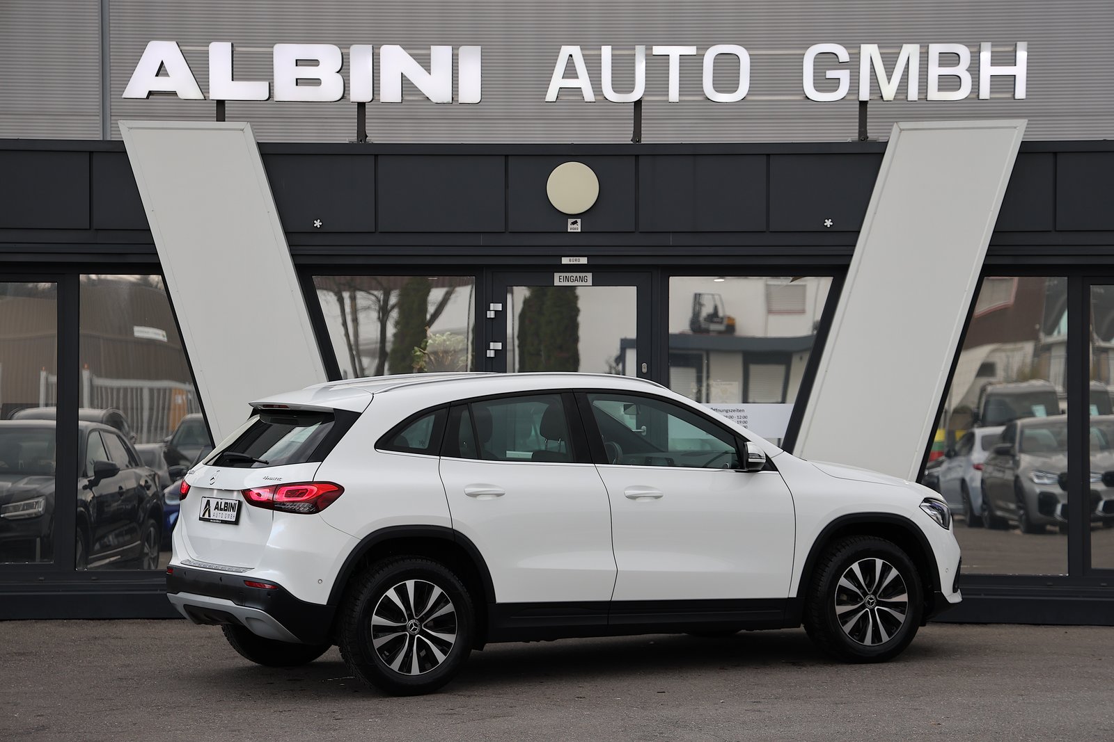 MERCEDES-BENZ GLA 200d 4Matic Style 8G-DCT, Diesel, Occasion / Gebraucht, Automatik - 4