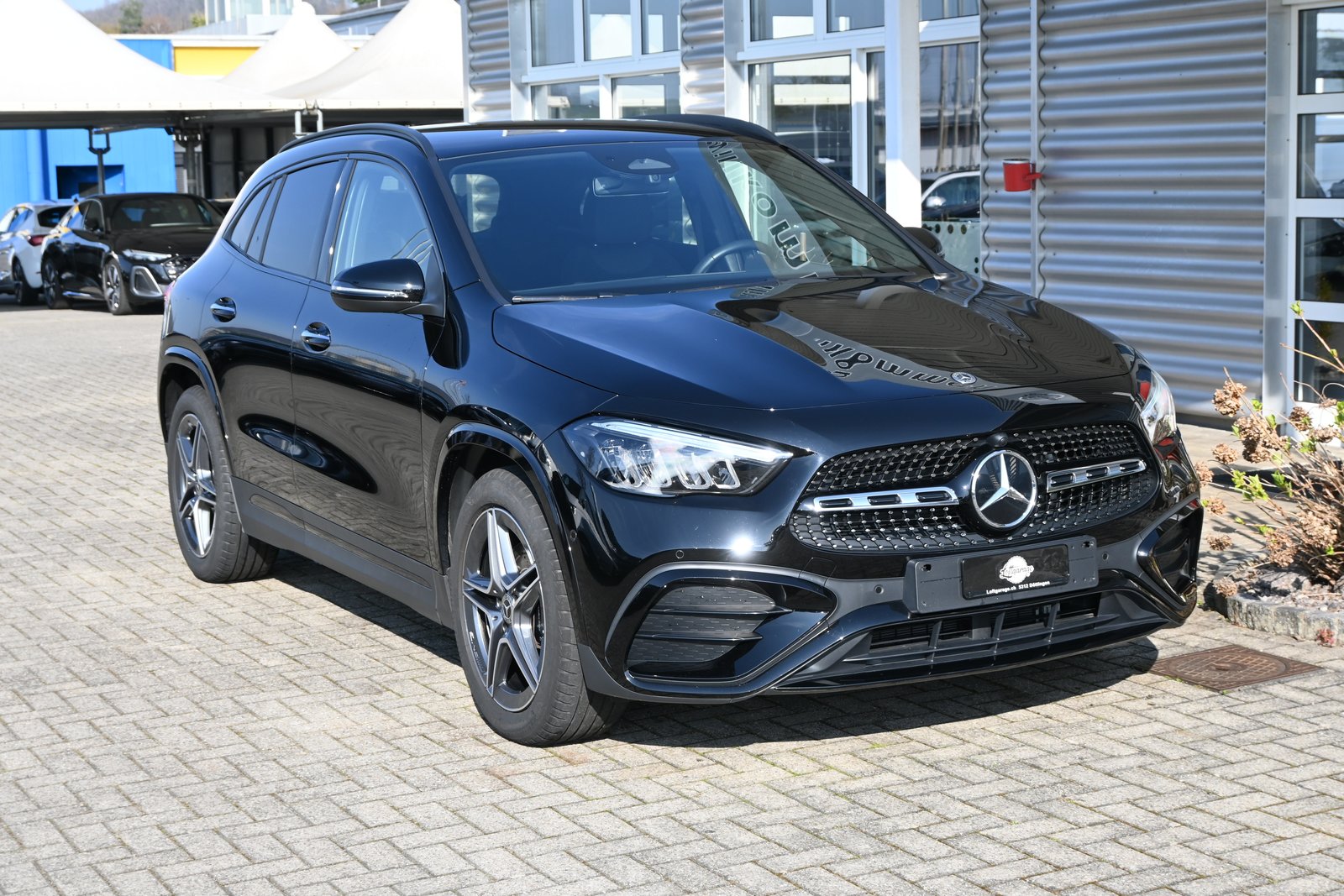 MERCEDES-BENZ GLA 200 AMG Line 7G-DCT + Facelift Modell