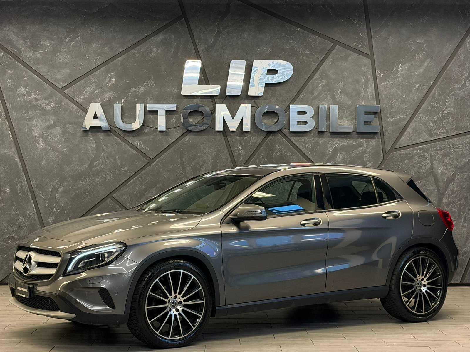 MERCEDES-BENZ GLA 200 CDI Urban 4Matic 7G-DCT