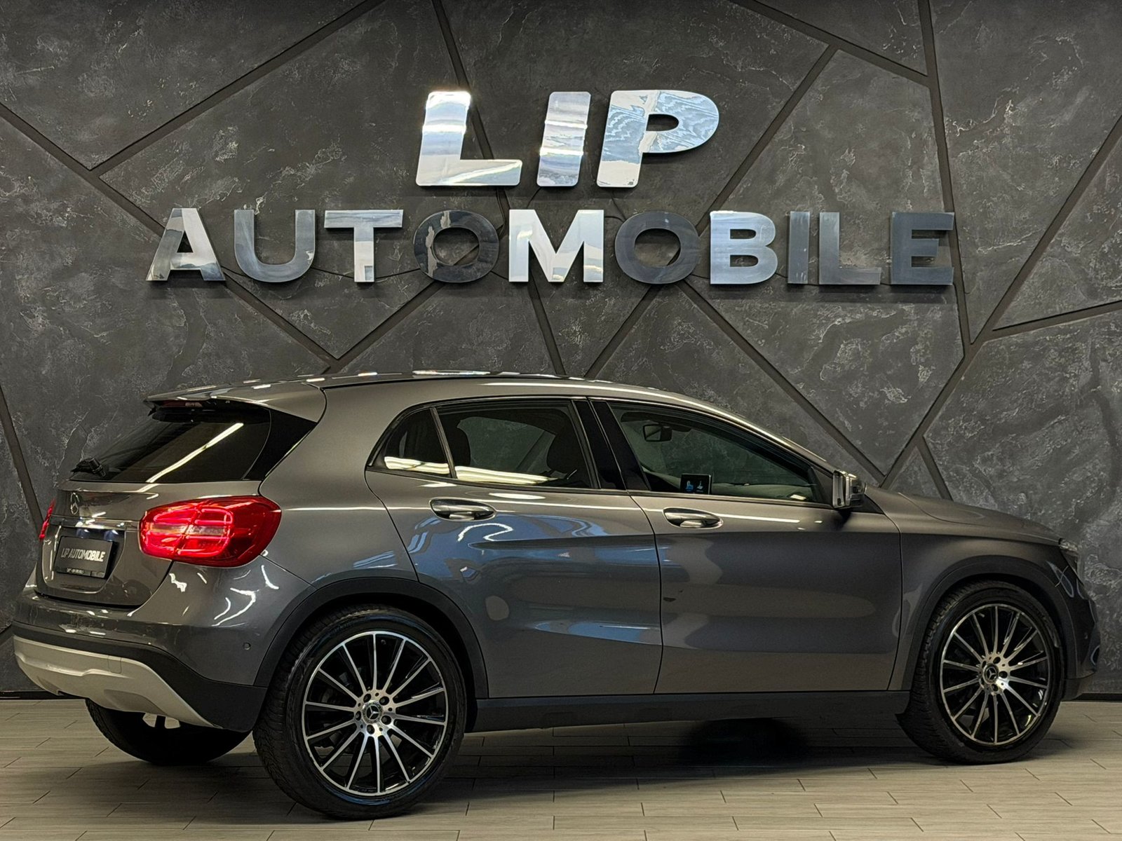 MERCEDES-BENZ GLA 200 CDI Urban 4Matic 7G-DCT, Diesel, Occasion / Utilisé, Automatique - 6