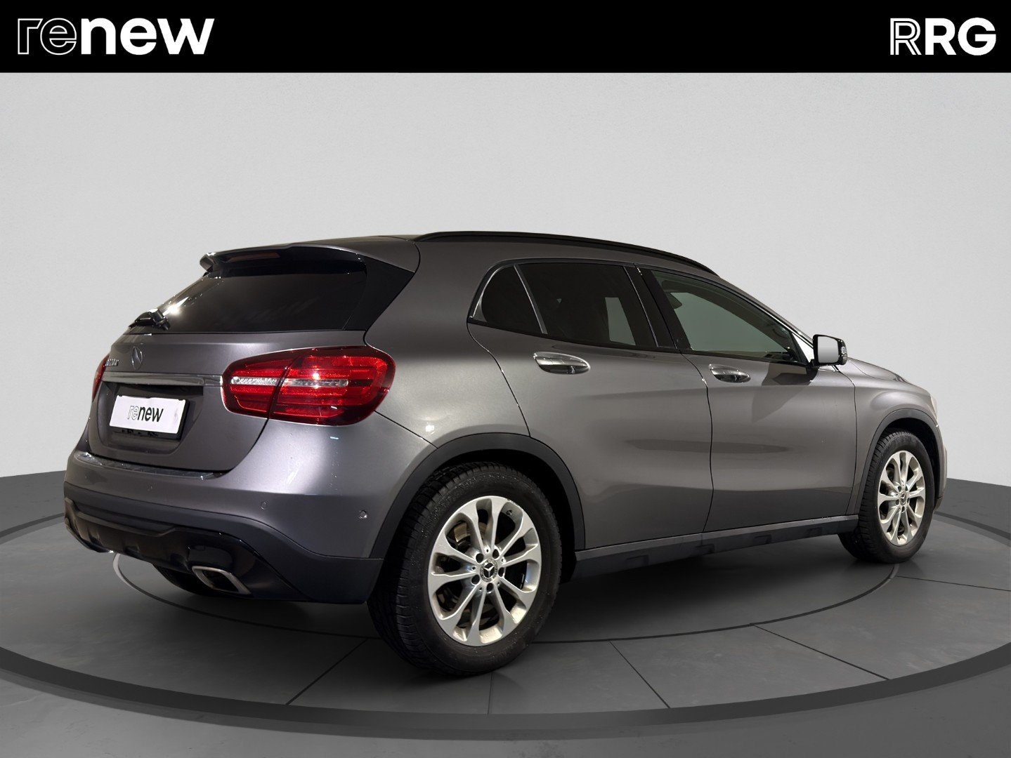 MERCEDES-BENZ GLA 200 Night Star 7G-DCT, Benzin, Occasion / Gebraucht, Automatik - 3