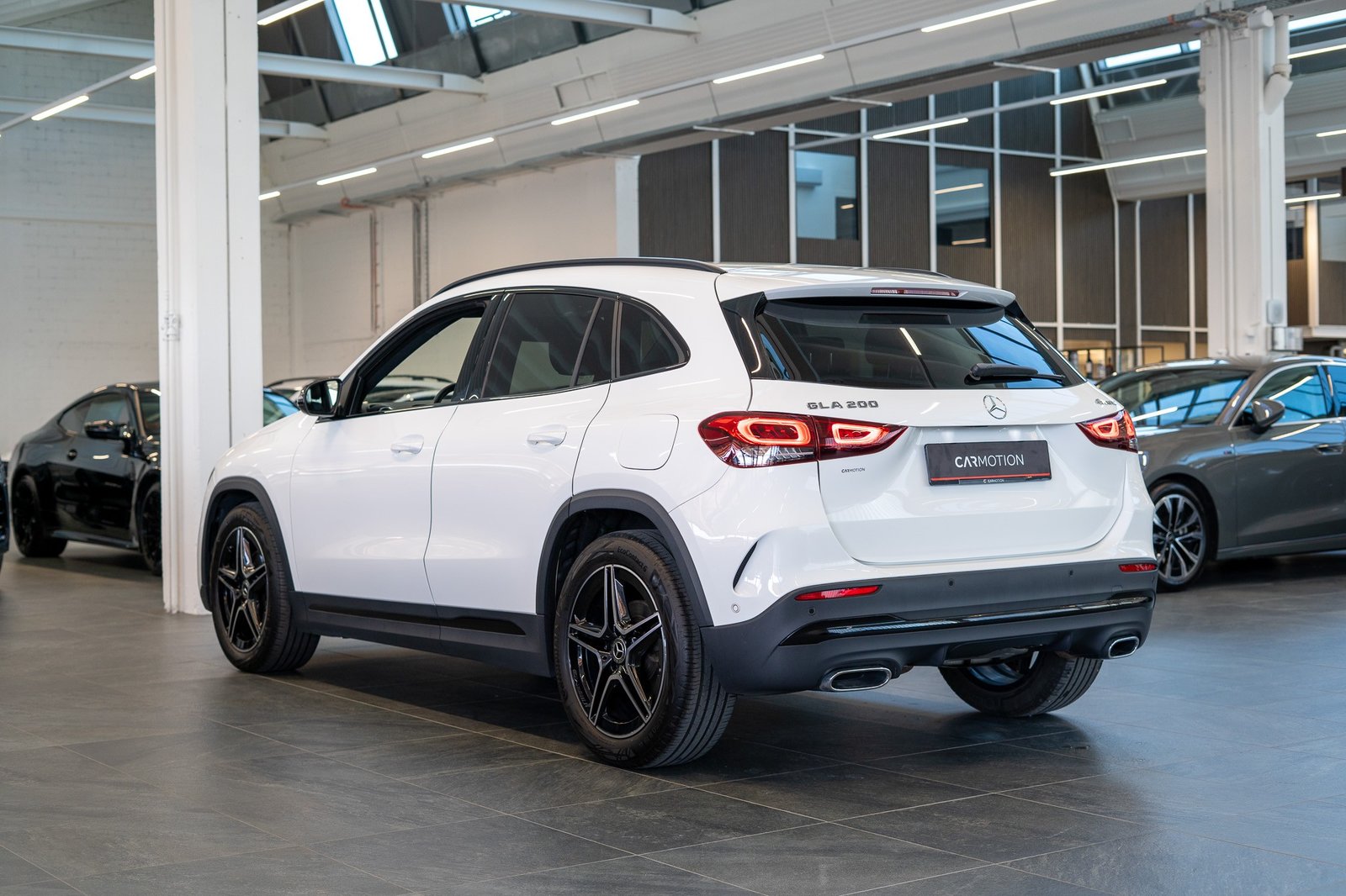 MERCEDES-BENZ GLA 200 AMG Line 4matic / Ambiente-beleuchtung, Benzina, Occasioni / Usate, Automatico - 4